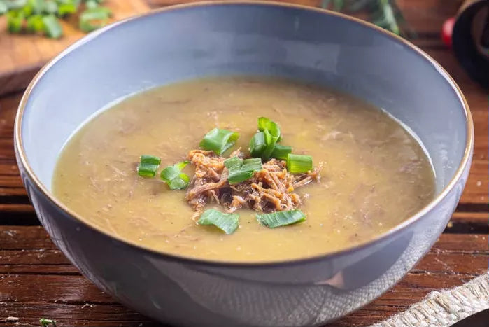 SOPA DE LEGUMES E CARNE