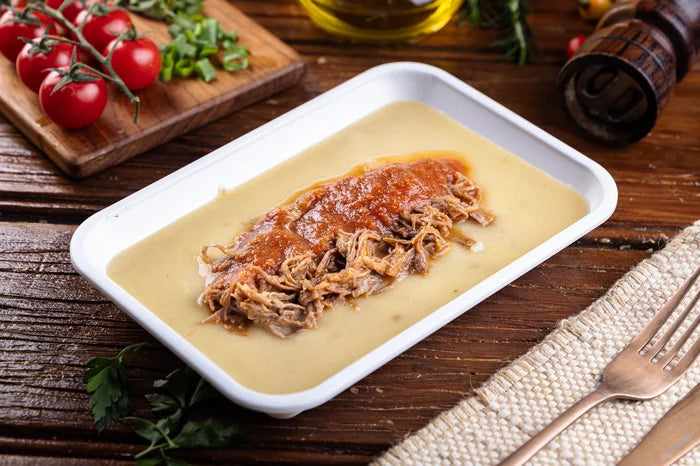 POLENTA CREMOSA COM RAGU DE CARNE