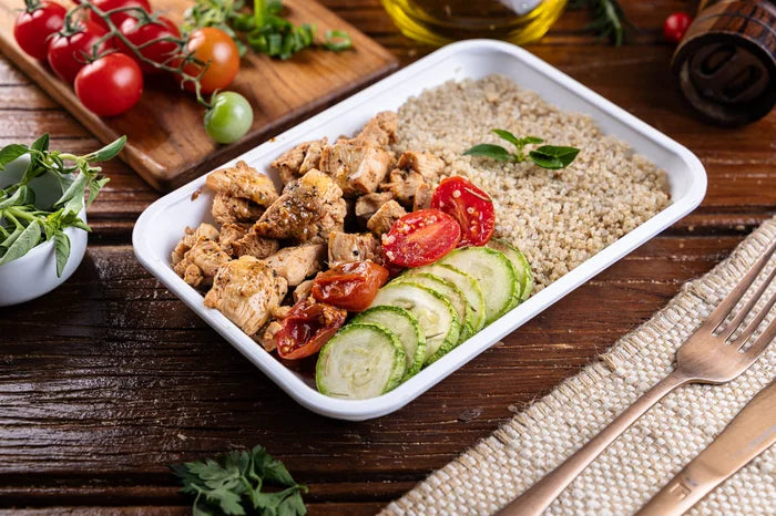 FRANGO MEDITÊRRANEO COM QUINOA